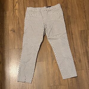 GAP Women's Black and White Geometric Pants